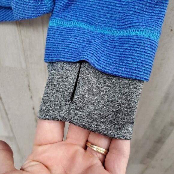 Tek Gear Athletic Zip Pullover Top Blue Size Small - Picture 6 of 6